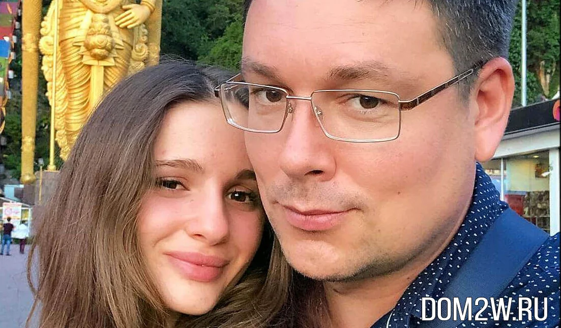 Андрей Чуев и его молодая жена