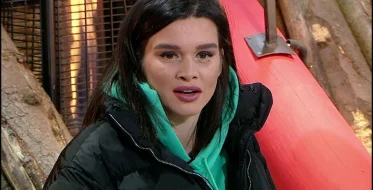 Бородина готова на крайние меры: звезда хочет избавиться от дерева соседа