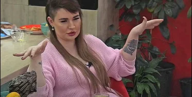 Александра Черно лишилась дохода после неожиданной блокировки на стриме 😳