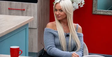 Два Игоря на одну Рахимову? Элина уже подпустила одного новичка слишком близко